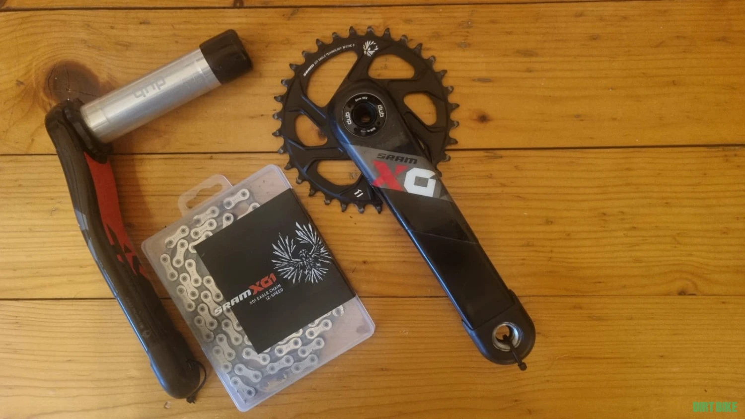 1. SRAM X01 DUB boost carbon