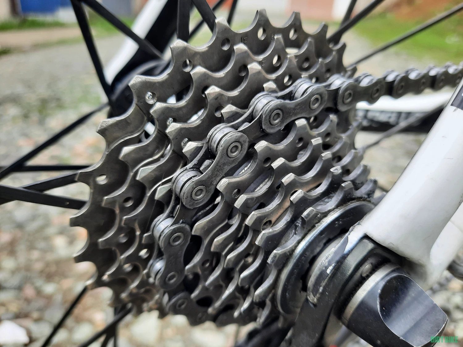 9. Cursiera Pinarello FP2 Onda 24HM12K, Carbon, Campagnolo, DT Swiss, 8kg