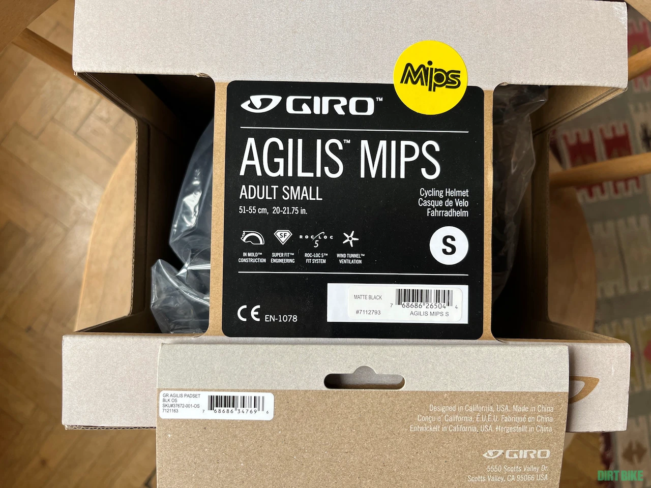 1. Giro Agilis MIPS - S (51-55 cm) + Padding Agilis Nou