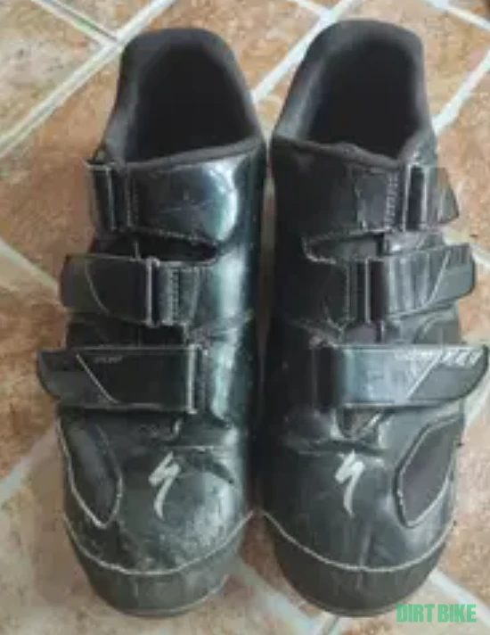 1. Pantofi MTB Specialized