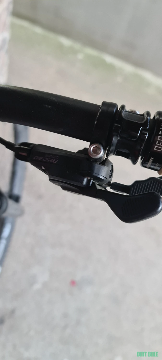 3. Schimbător Shimano xt shadownPlus