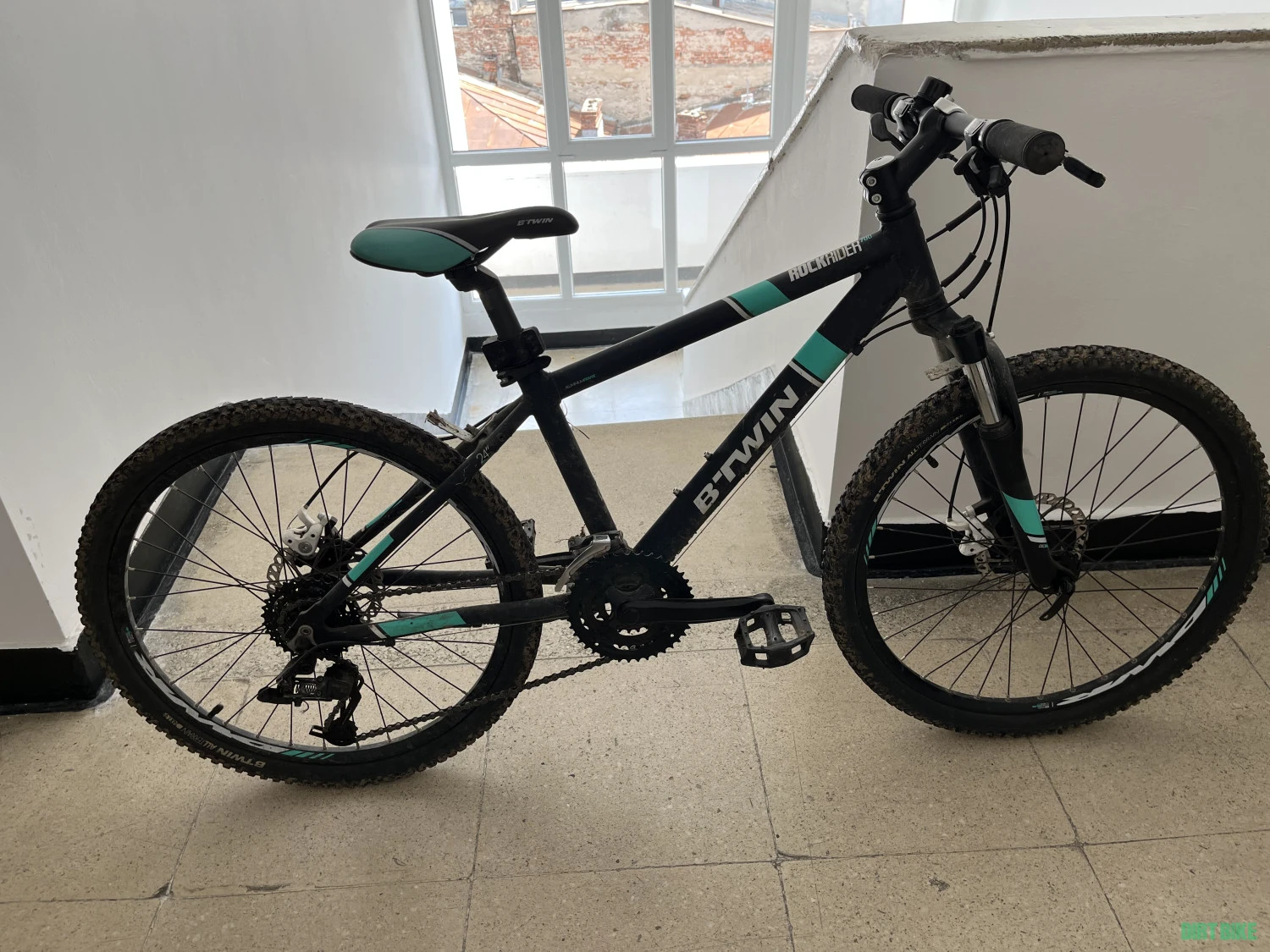 1. Mtb copii B-twin rockrider 700