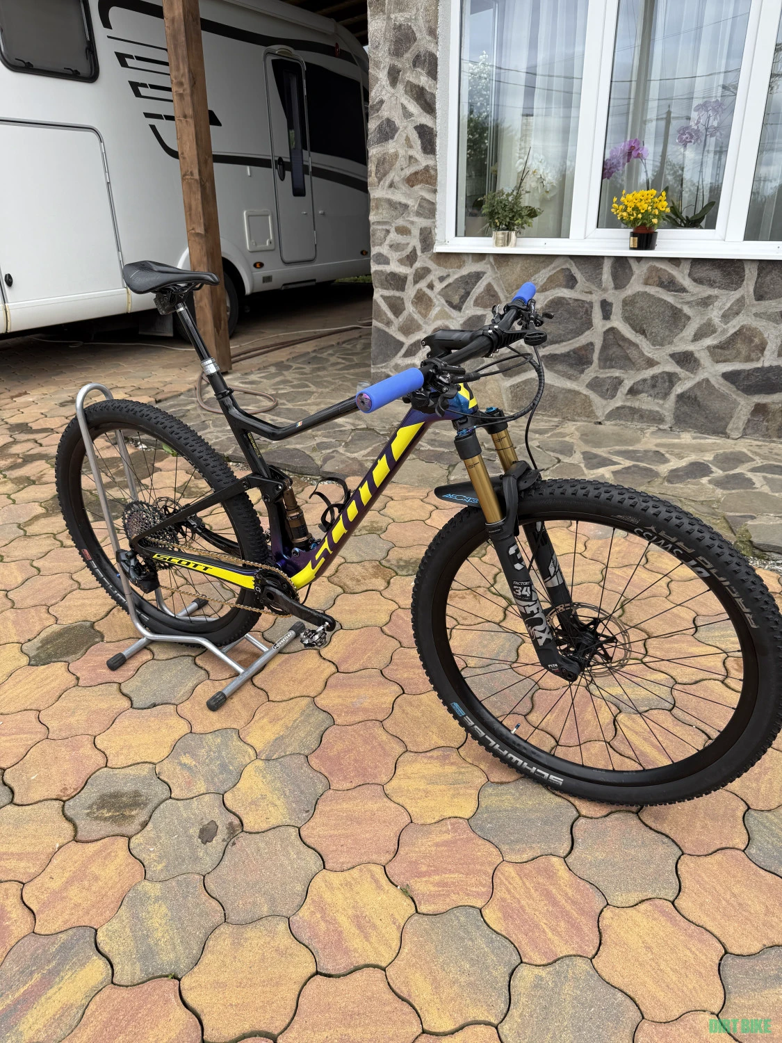 3. Scott Spark 900 World Cup AXS