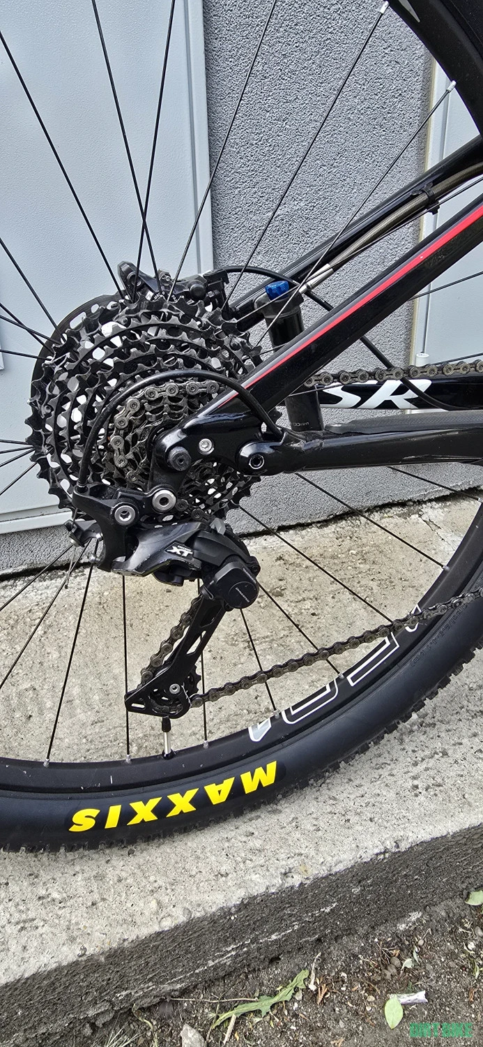 5. Specialized Epic FSR COMP Brain M