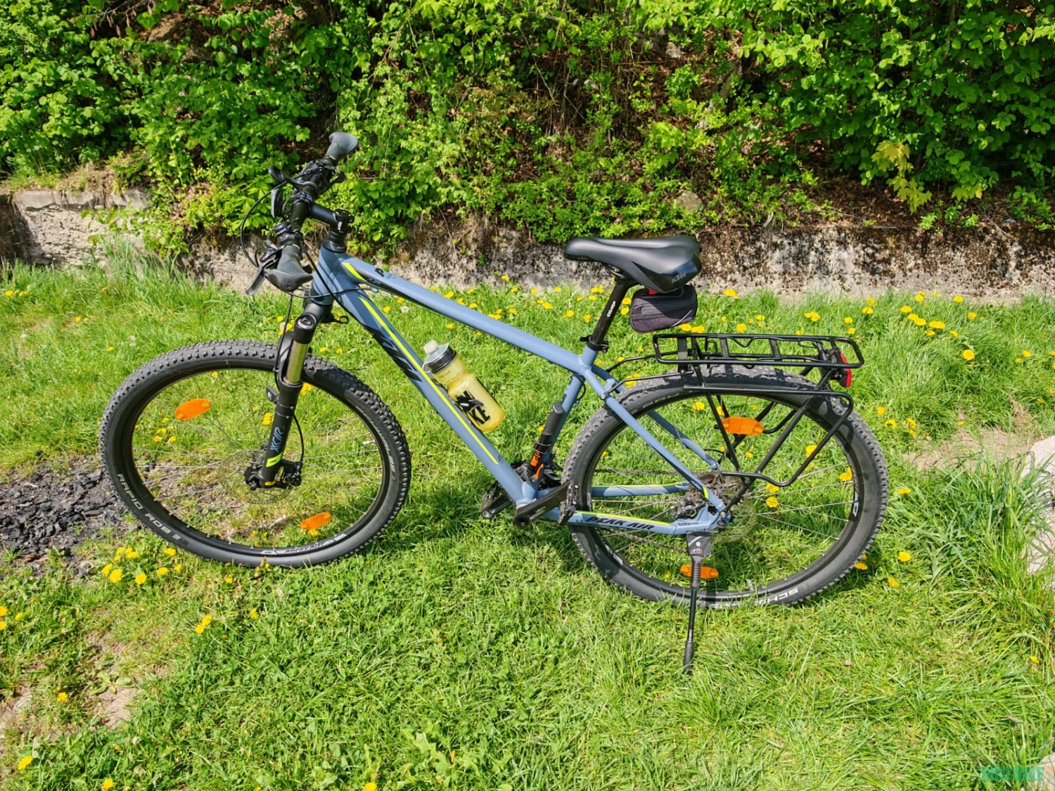 1. Vand bicicleta KTM PEAK AIR