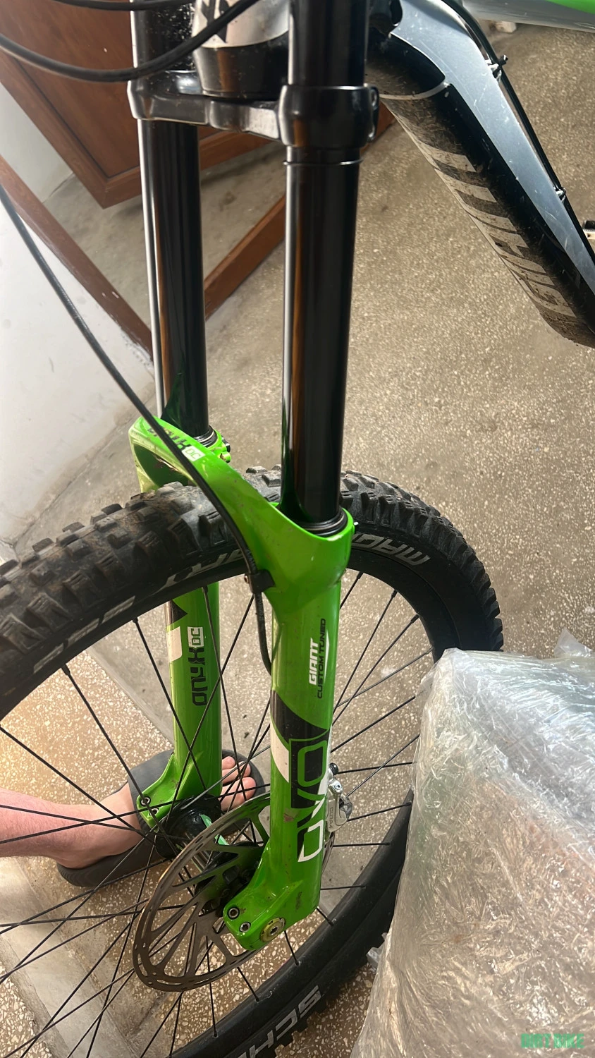 1. Furca dvo onyx dc1