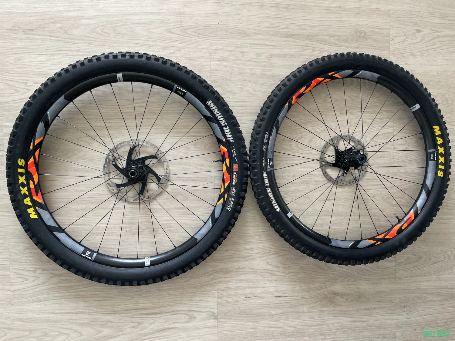 2. Roti carbon Giant trx1