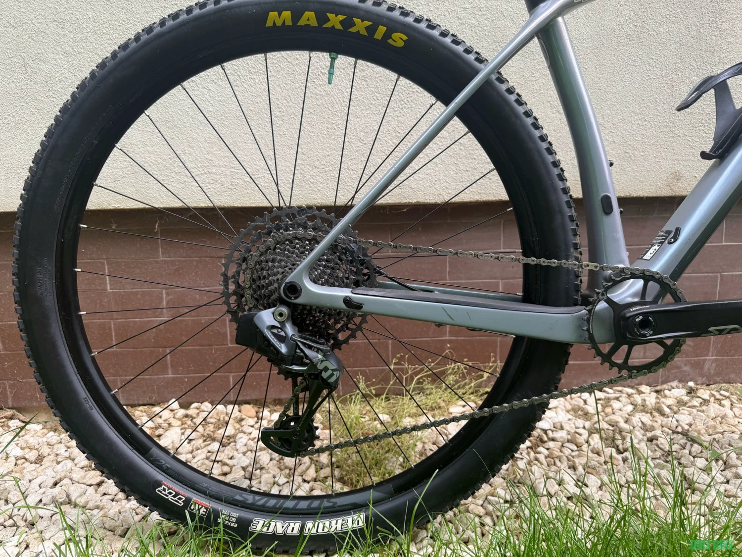 4. Scott Scale 910 AXS 2021 – carbon, transmisie wireless