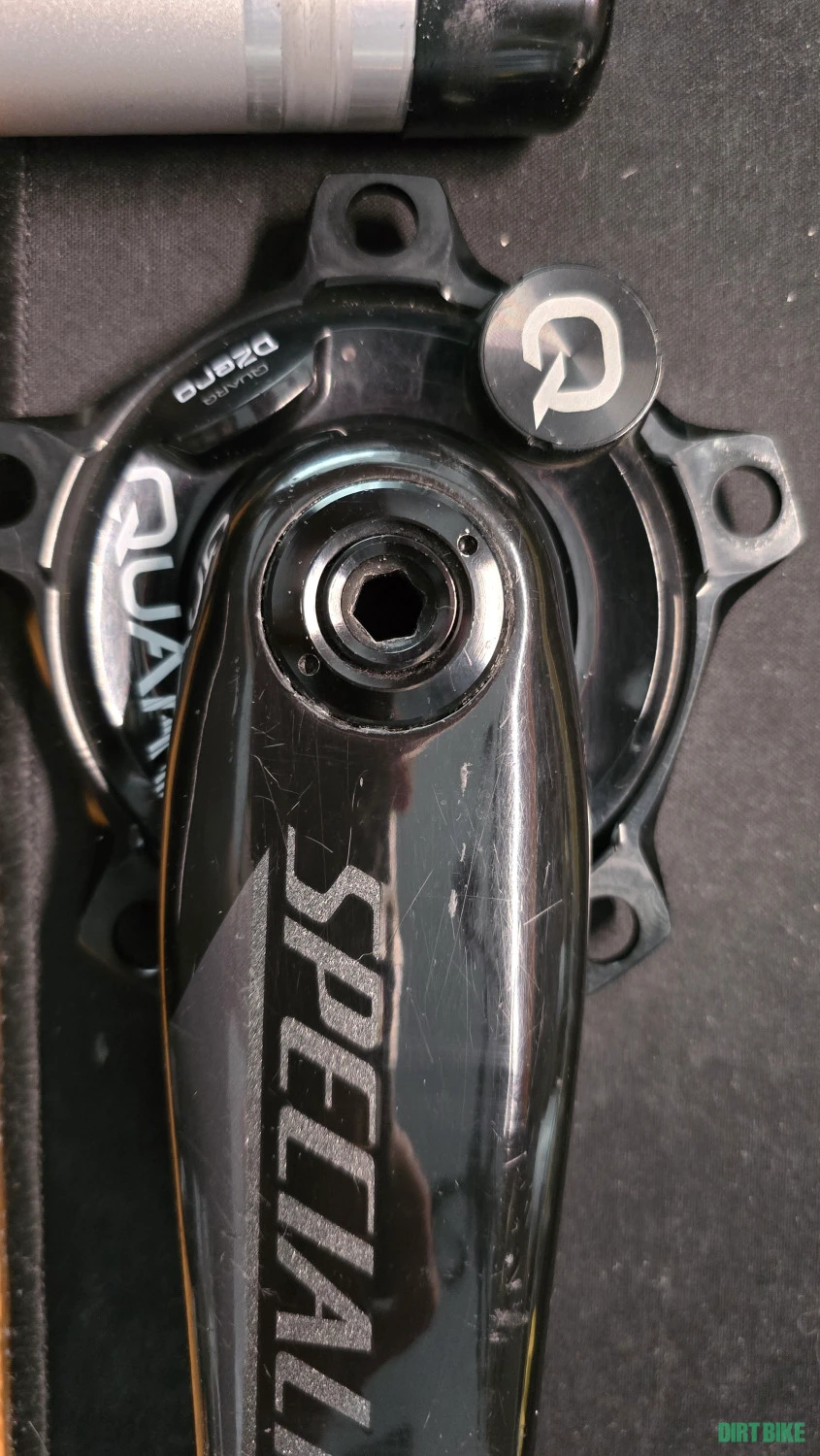 8. Angrenaj Specialized carbon BB30 cu Power Meter Quarq