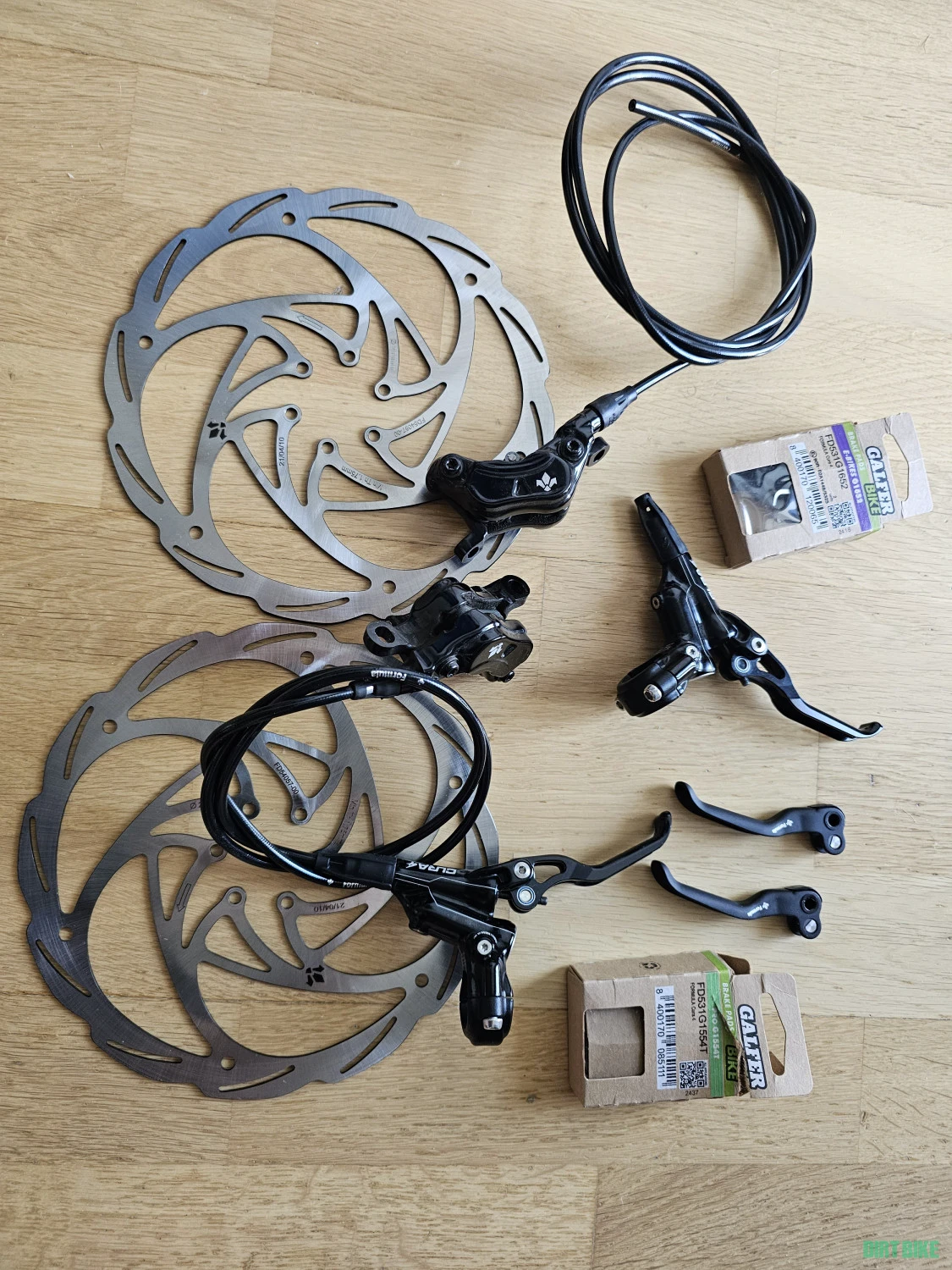 1. Frane Formula cura 4 set + 2x disc 203mm