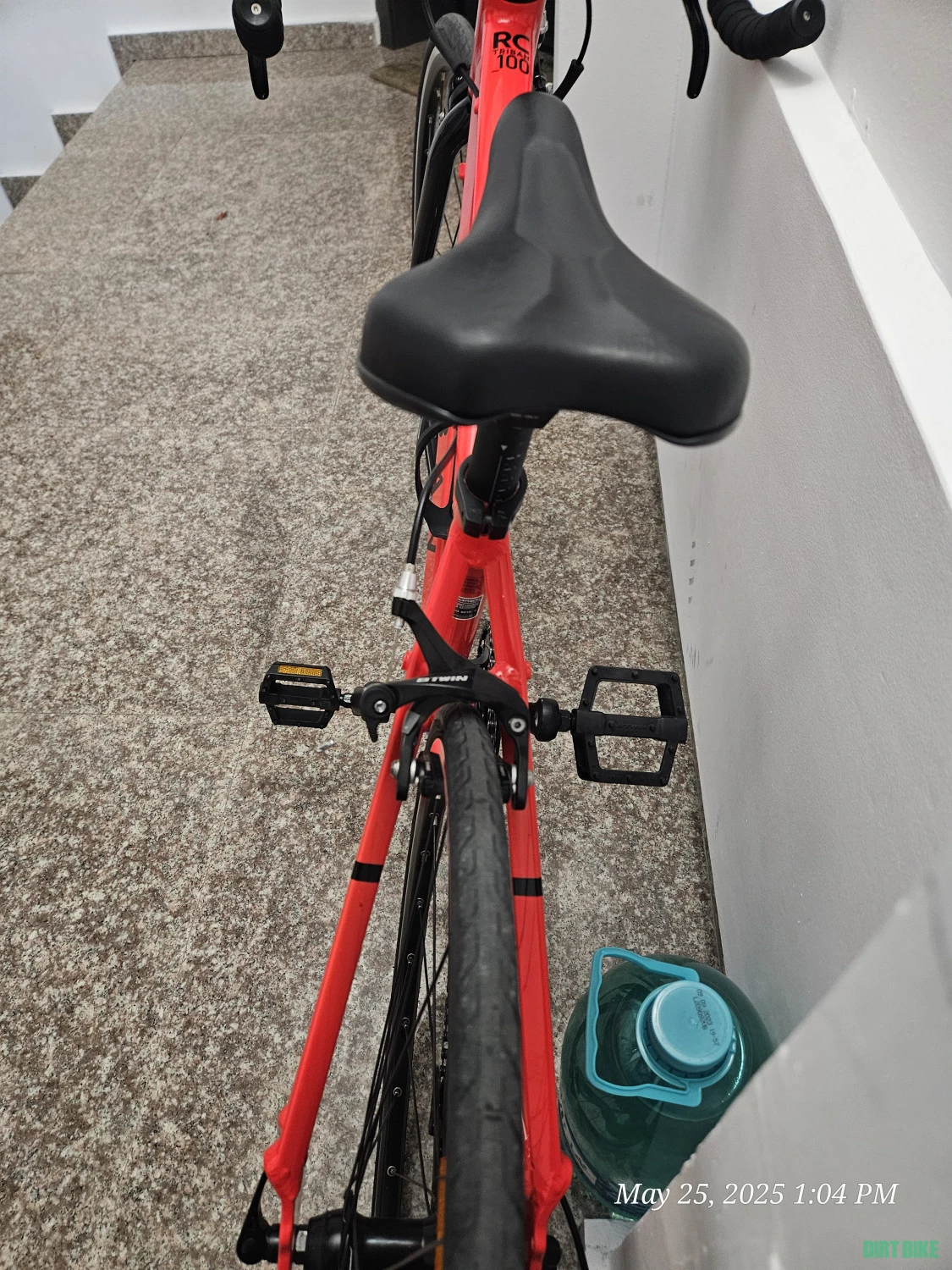 6. Bicicleta copii sosea Triban RC 100 Rosu