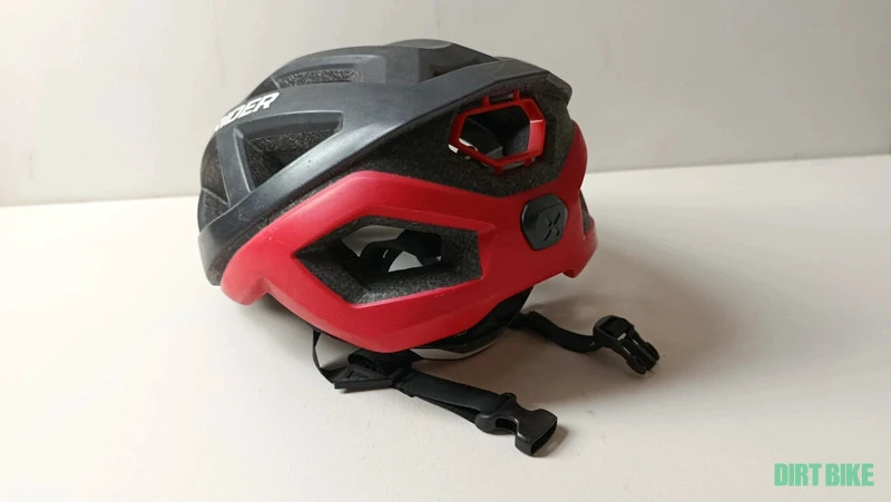 1. Casca ciclism Rockrider
