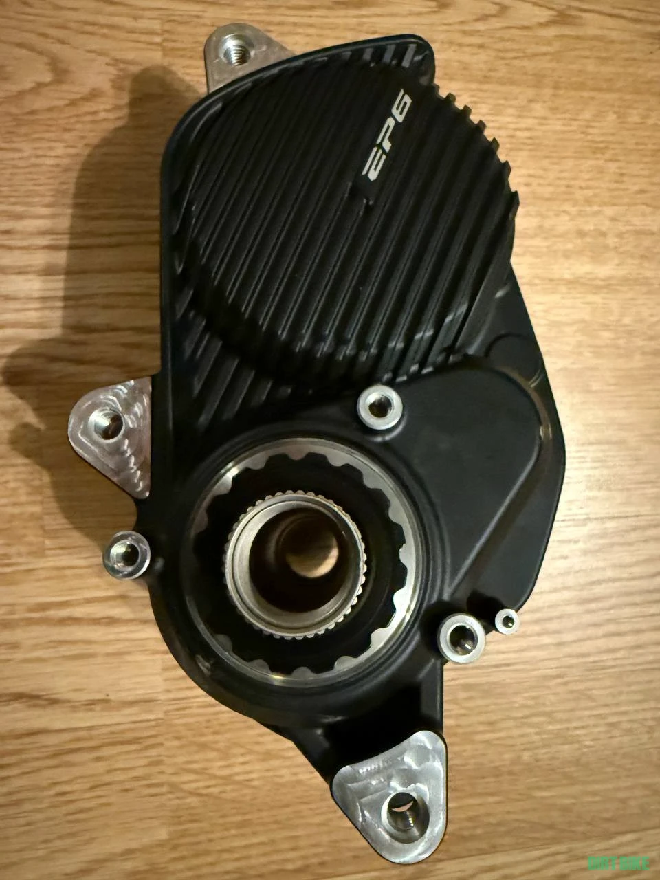6. Motor Shimano EP6