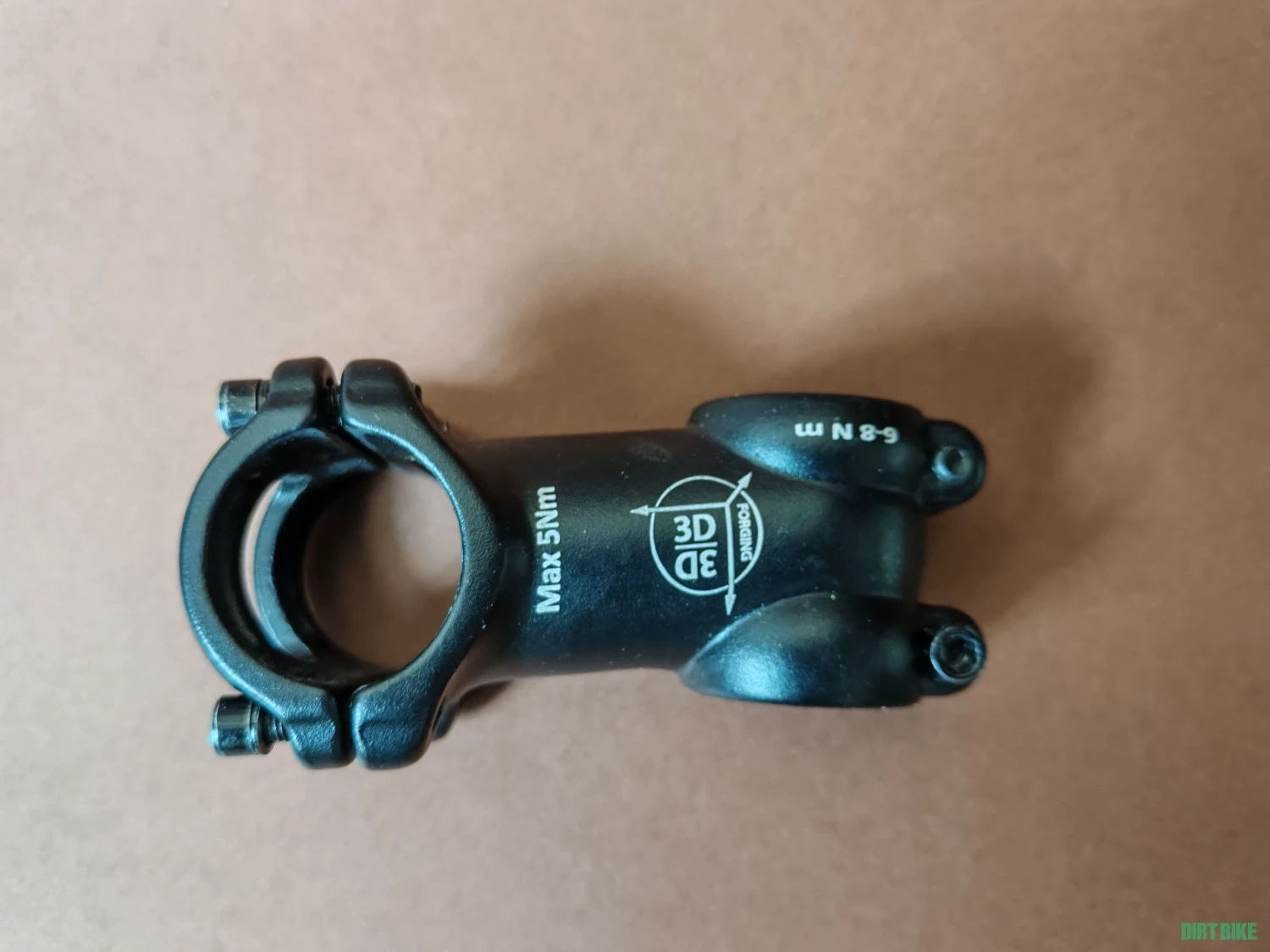 1. Vand pipa de 60 mm pentru bicicleta