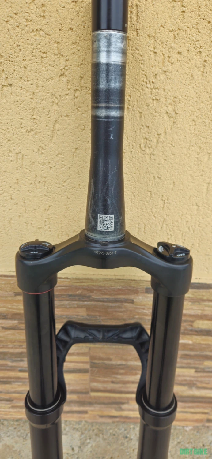 4. Furca Marzocchi bomber Z2