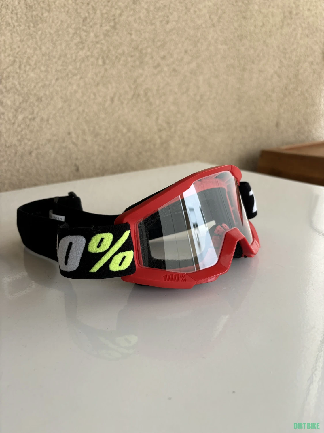 1. Ochelari googles copii 100% Strata 2 red Clear Lens