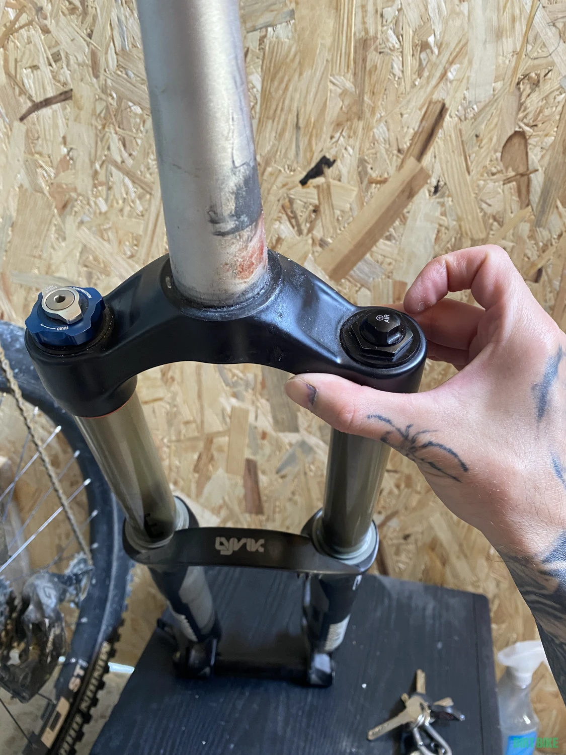 5. Furca rockshox 170
