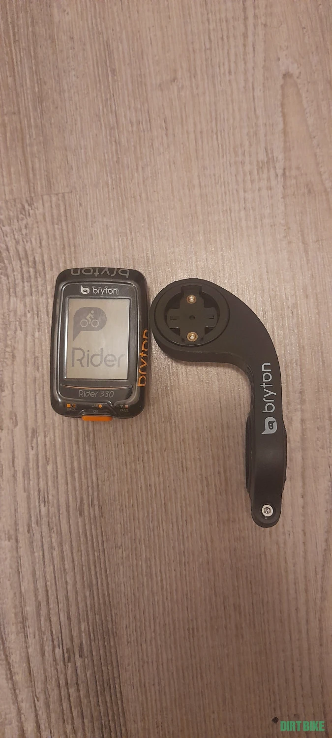 1. Ciclocomputer bryton 330