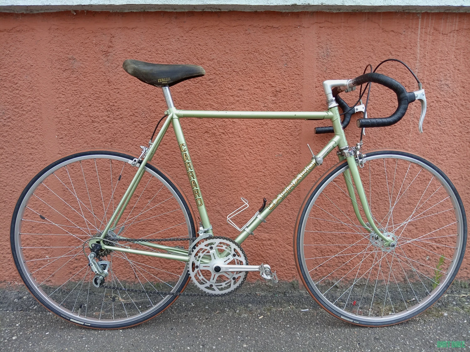 1. Cursiera Vintage Carraro
