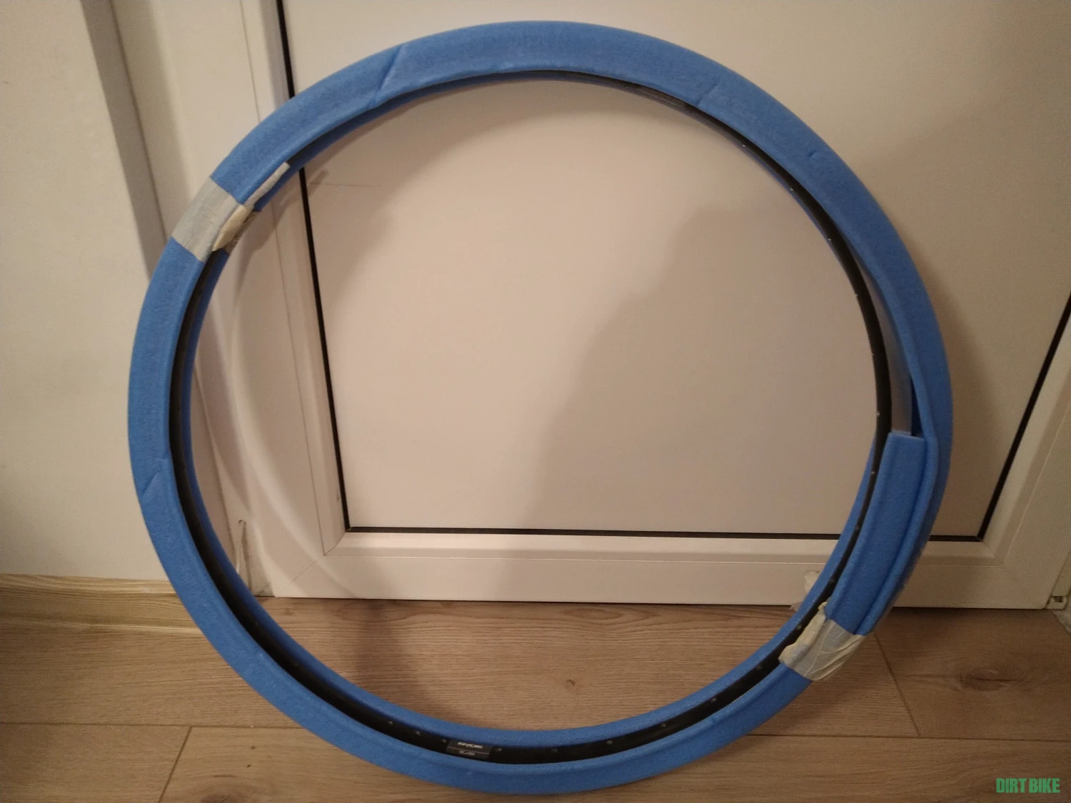 3. Janta indestructibila de travel treking ANDRA 30 RYDE 26 “ NOUA