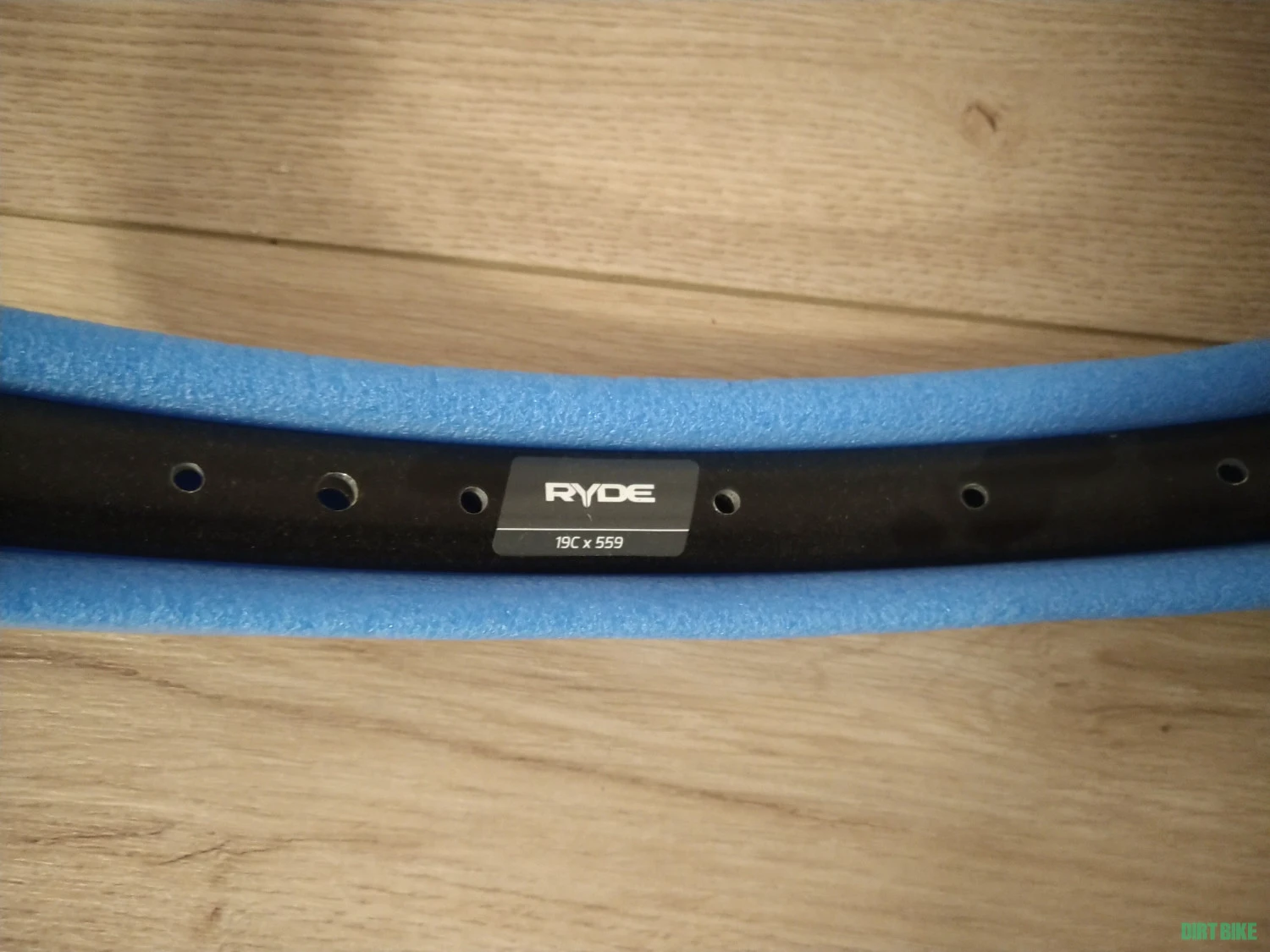 2. Janta indestructibila de travel treking ANDRA 30 RYDE 26 “ NOUA