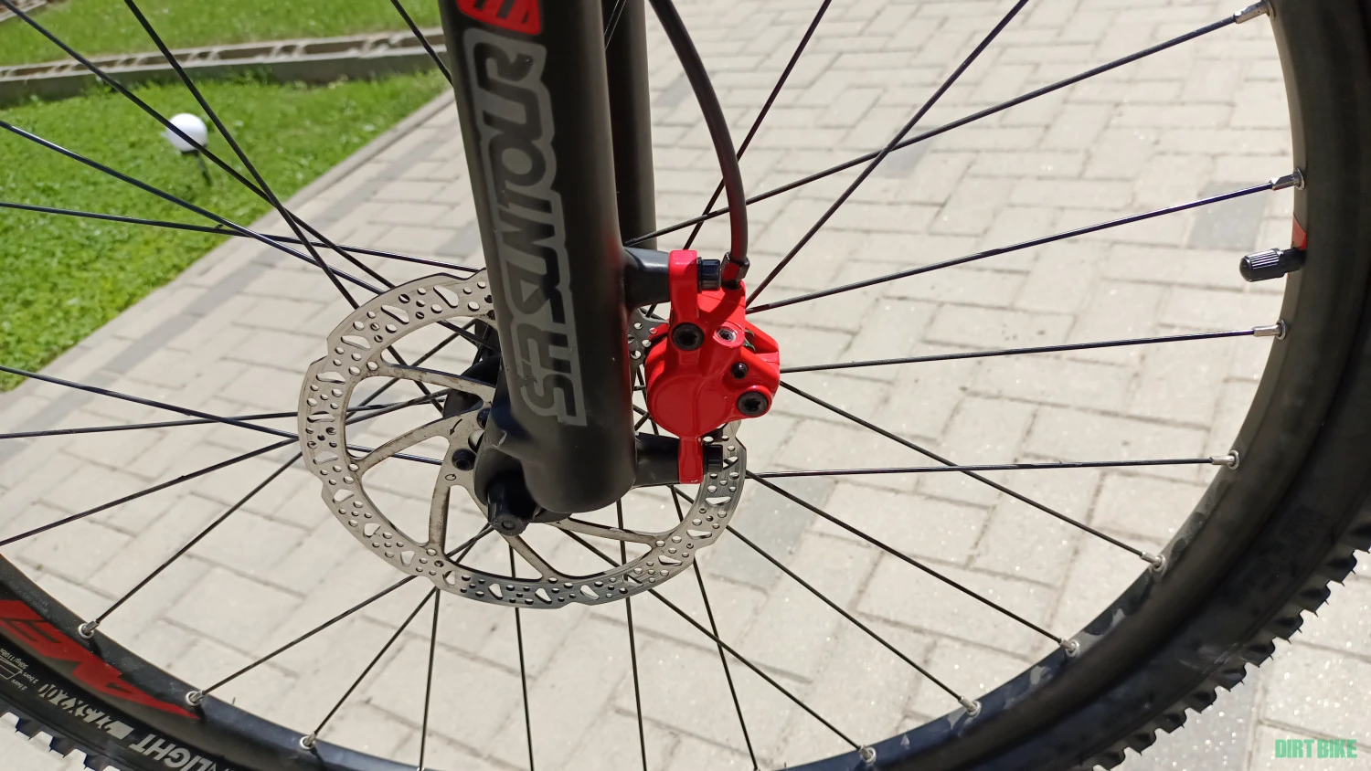 1. Mountain bike 27,5 B twin rockrider