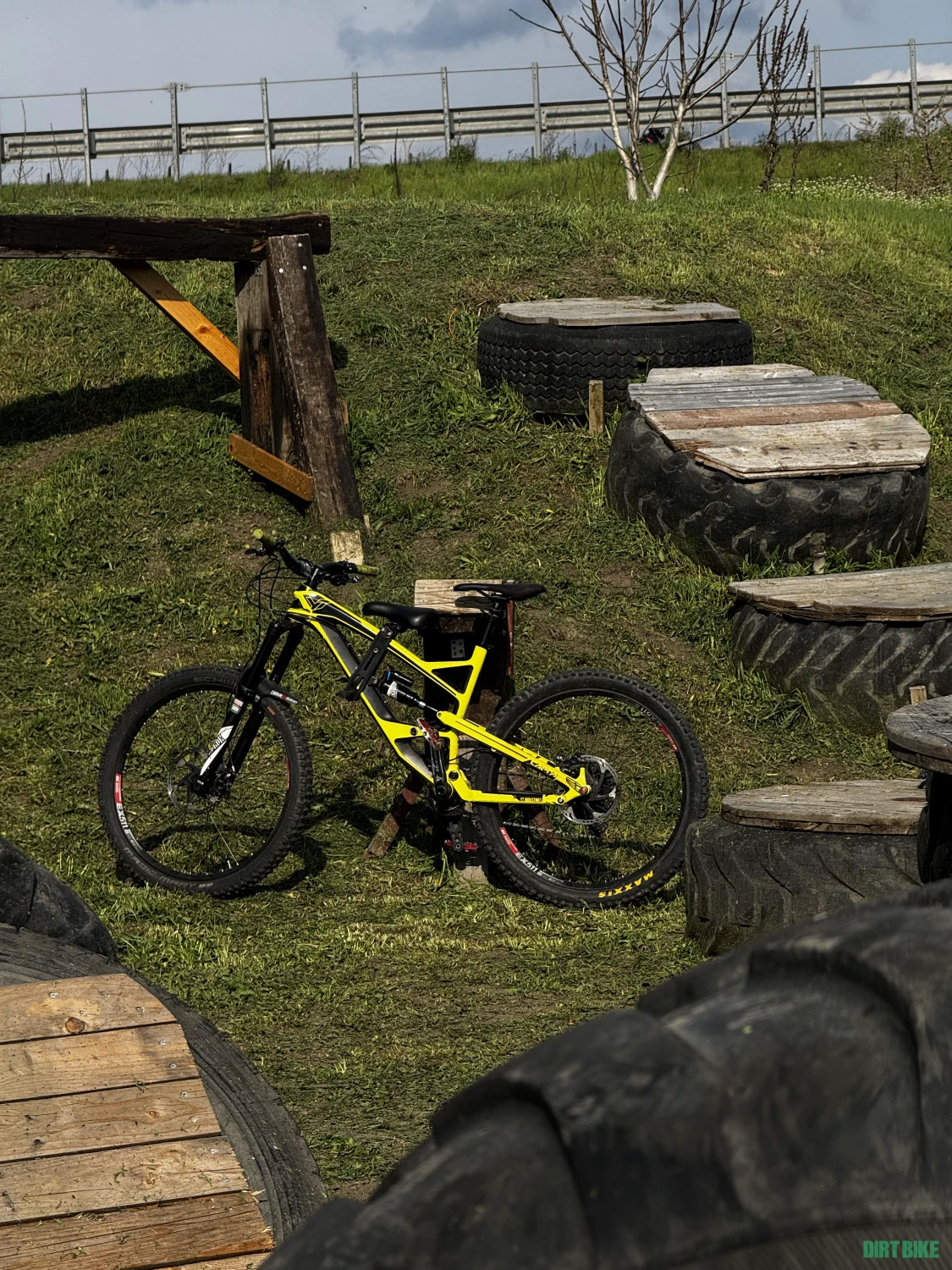 1. Yt Capra 2017