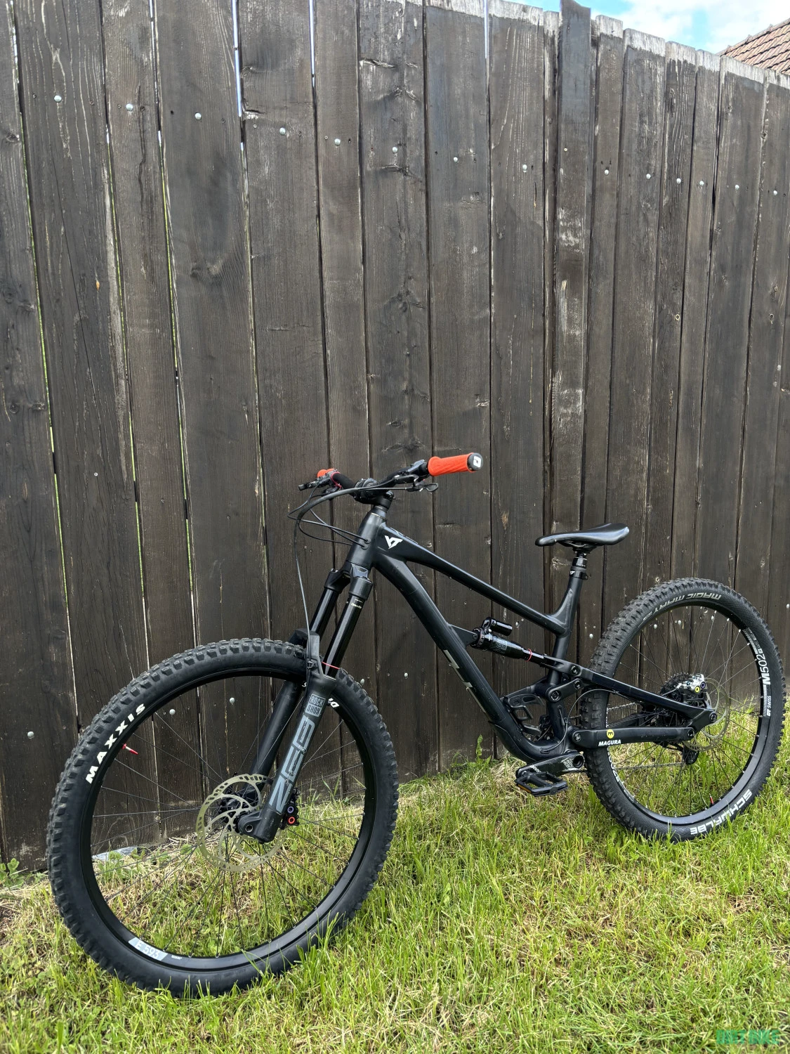 1. Mtb Enduro/Downhill Yt capra core 1