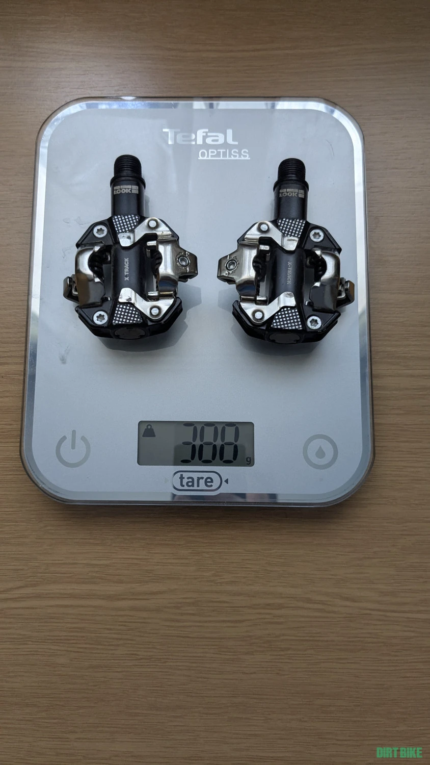 1. Vând Pedale LOOK X-Track