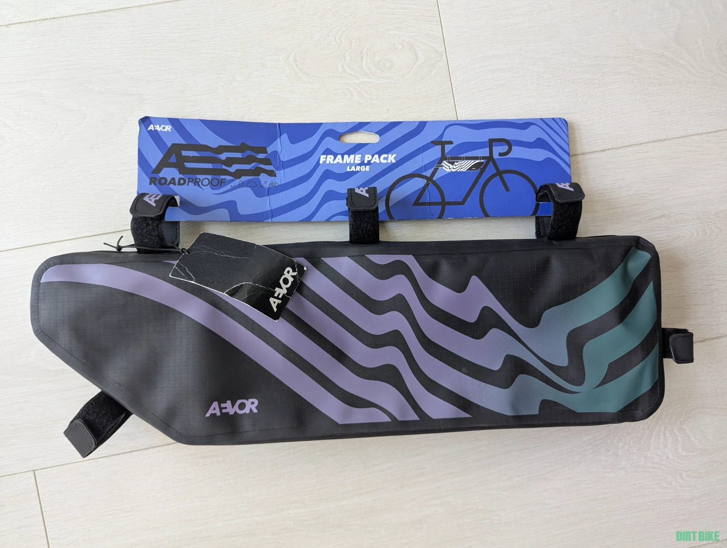 1. Frame bag Aevor Road Proof