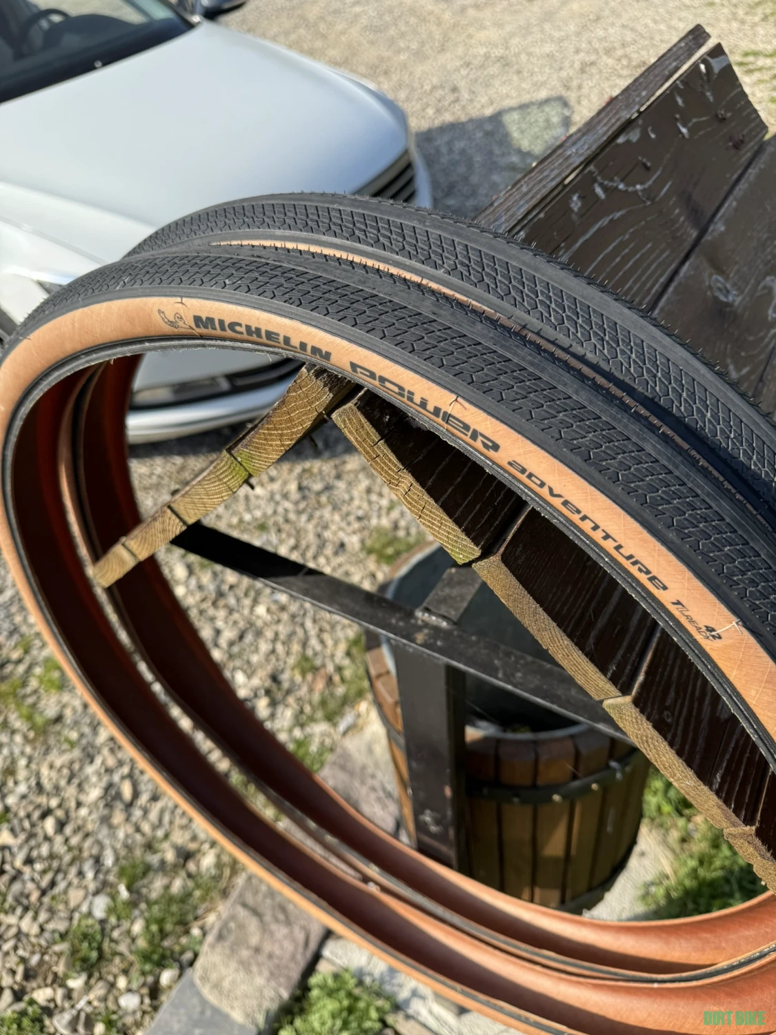 3. Vand set de cauciucuri Michelin Power Adventure 42-622