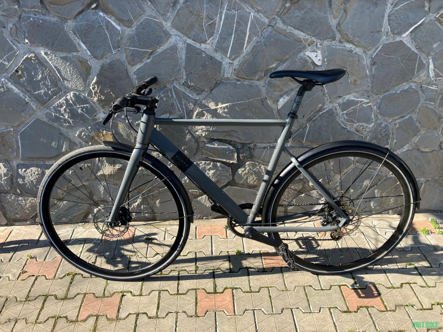 1. Bicicleta de oras Urban Bike Speed 900 Grey L