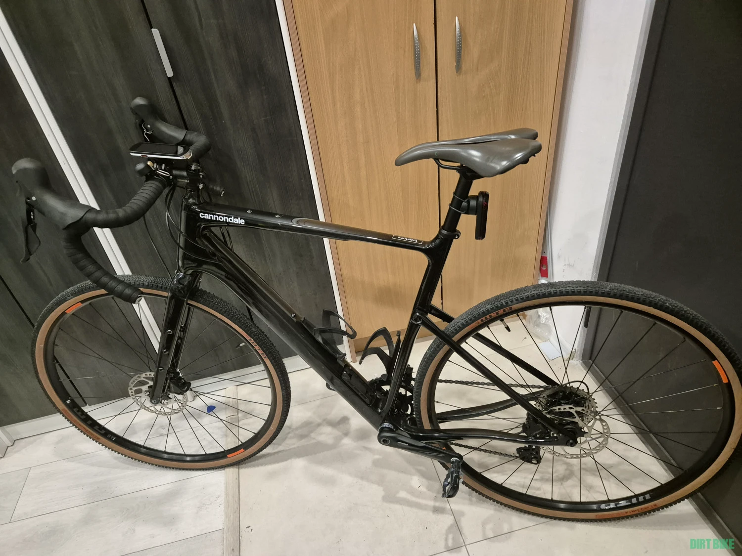 1. Gravel Carbon Cannondale Topstone 3