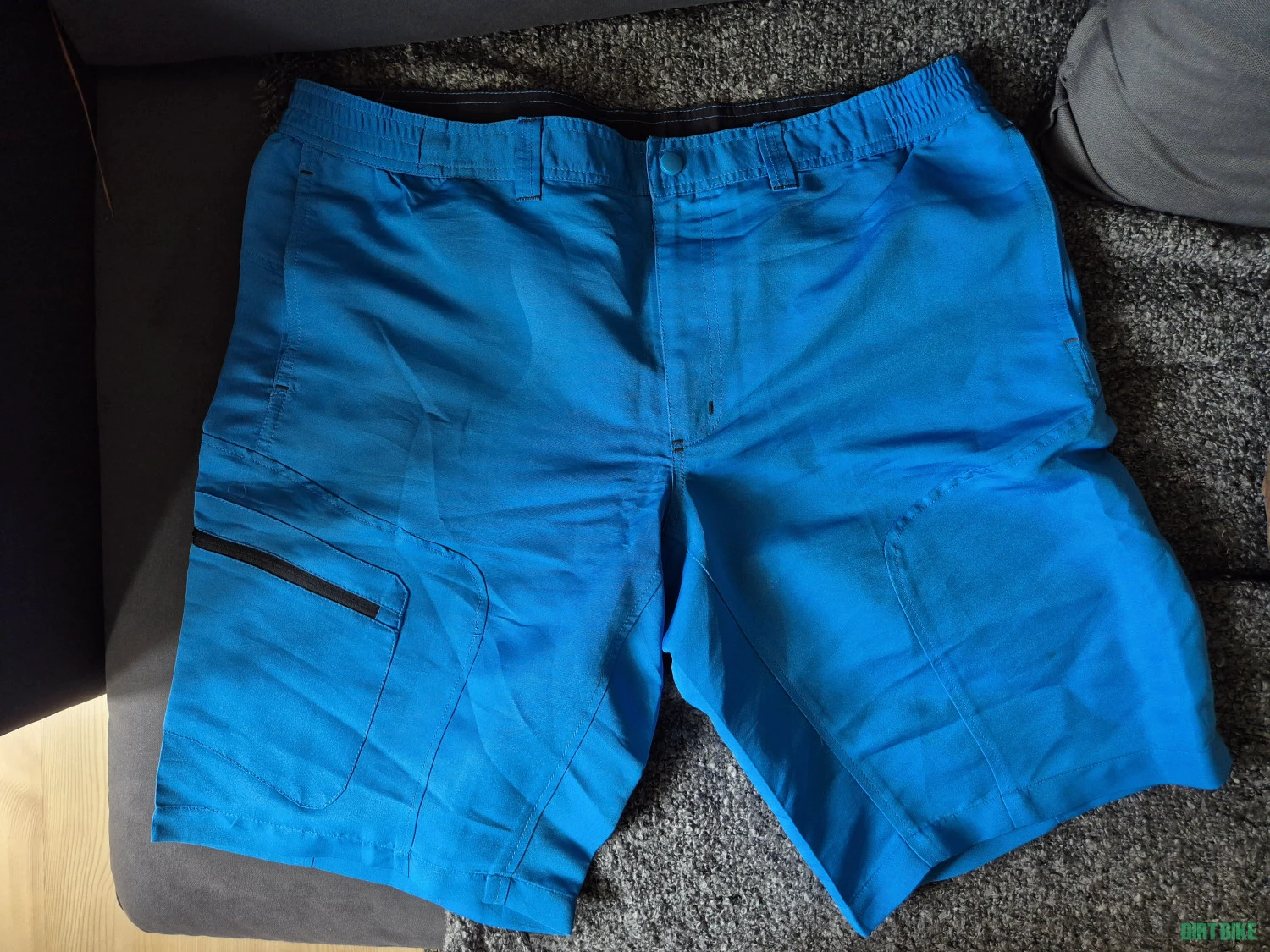 3. Pantaloni scurți MTB Crivit L