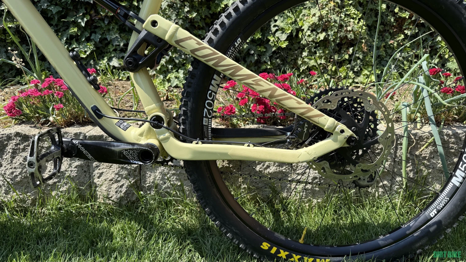 3. Commencal META AM 29 Essential 2019