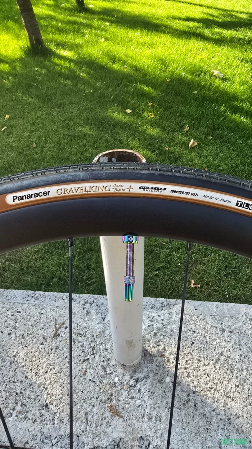 3. Set roti Hunt Aero Lightweight Aluminum 700c