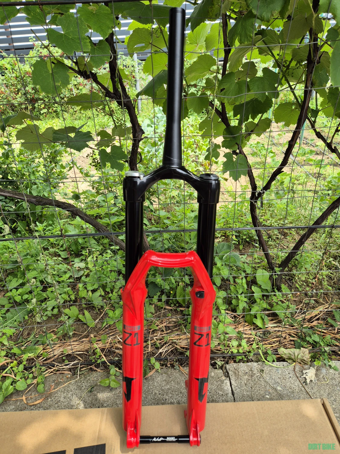 1. Furca Marzocchi Z1 Air Grip 170mm 29" Boost