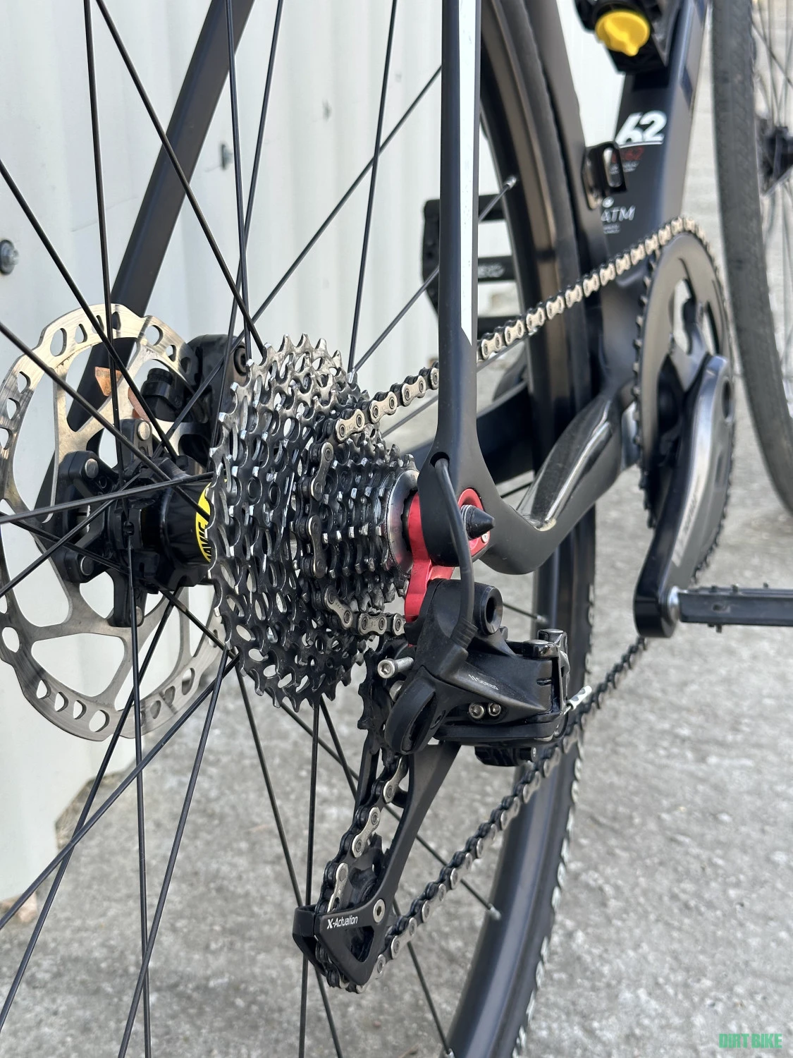 3. Cube Agree C:62 carbon – custom build 1x11, ghidon flat, mărimea 60