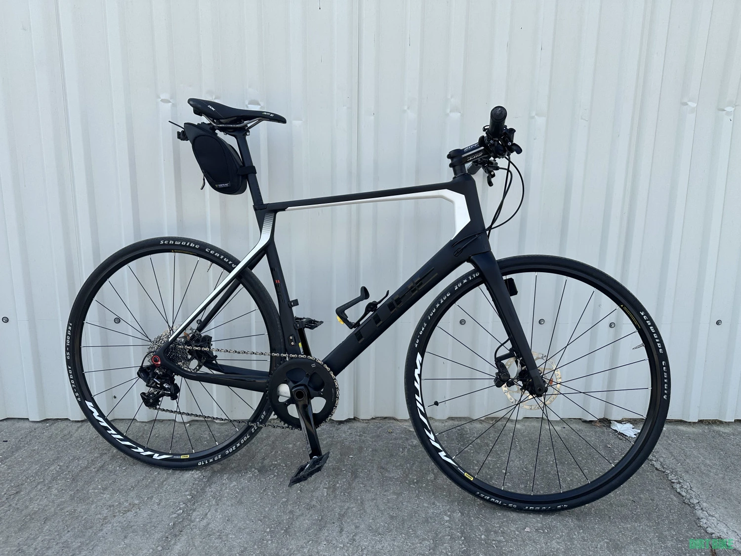 12. Cube Agree C:62 carbon – custom build 1x11, ghidon flat, mărimea 60