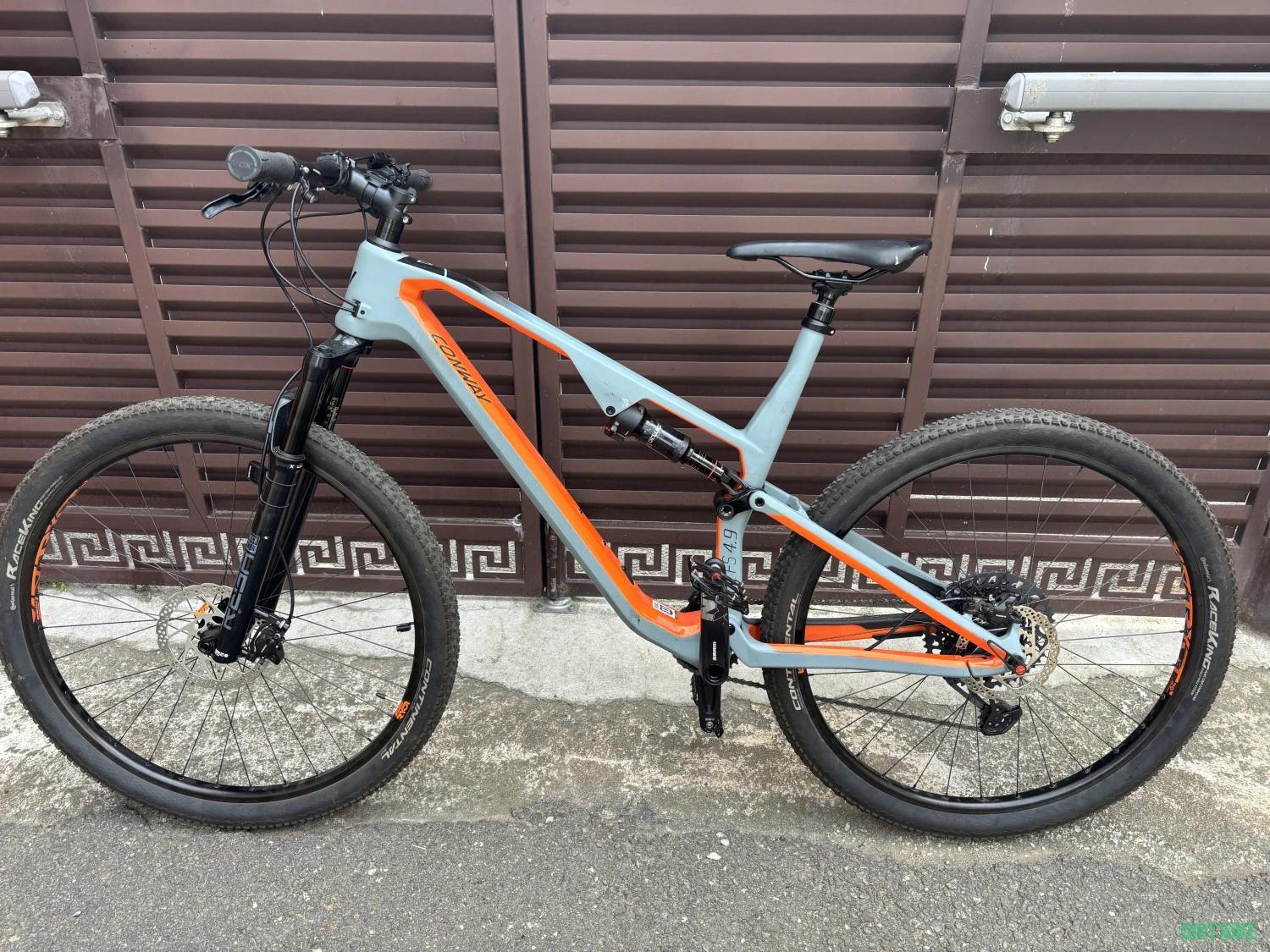 1. Bicicleta CONWAY RLC FS 4.9