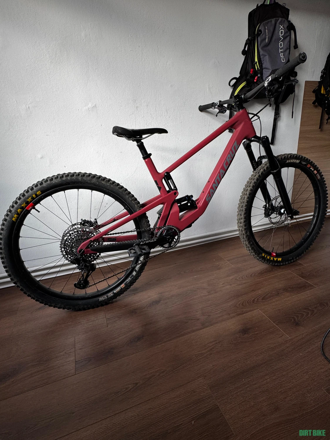 1. Santa Cruz 5010 CC 27.5"