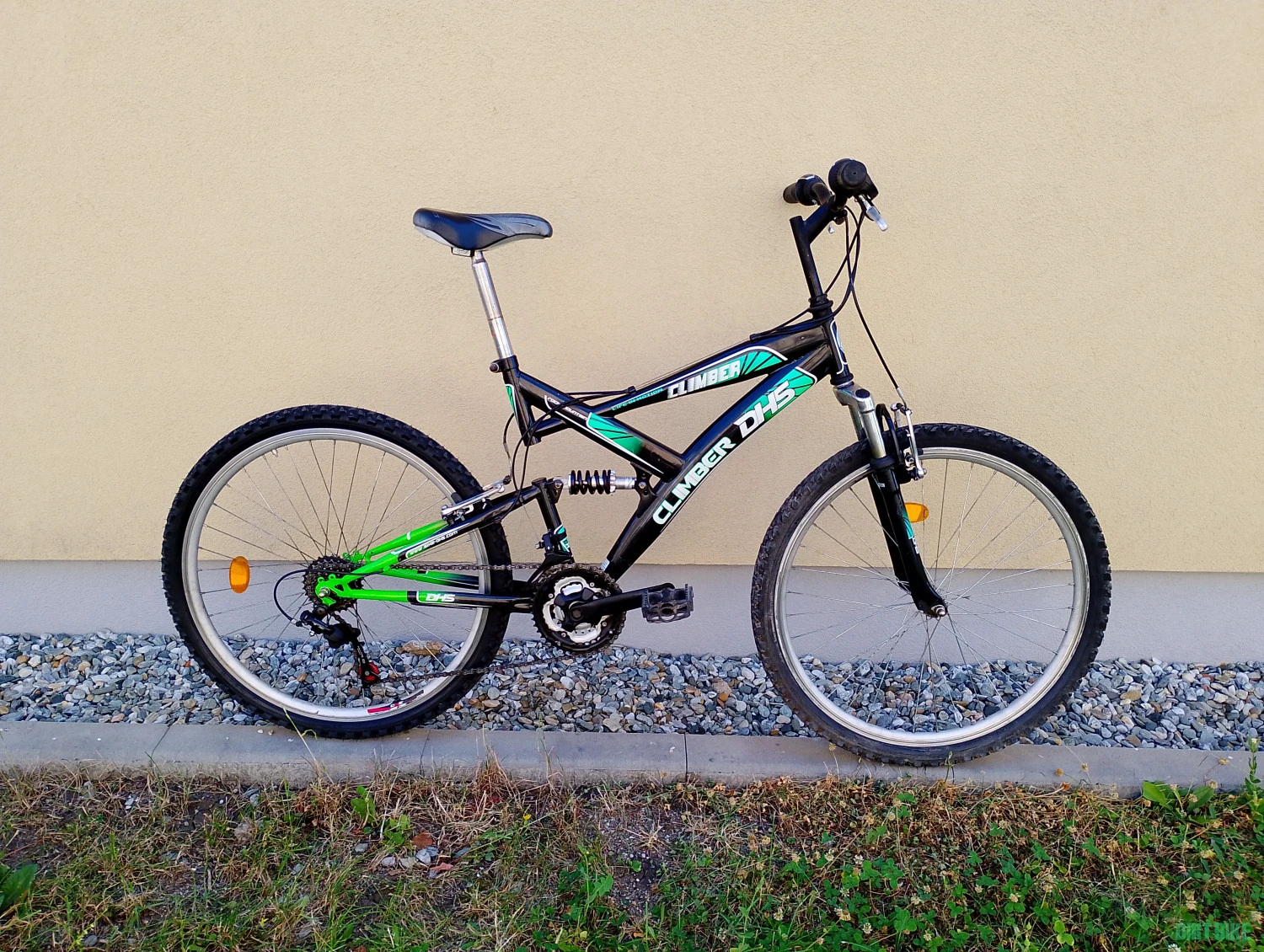 1. Bicicleta DHS Climber
