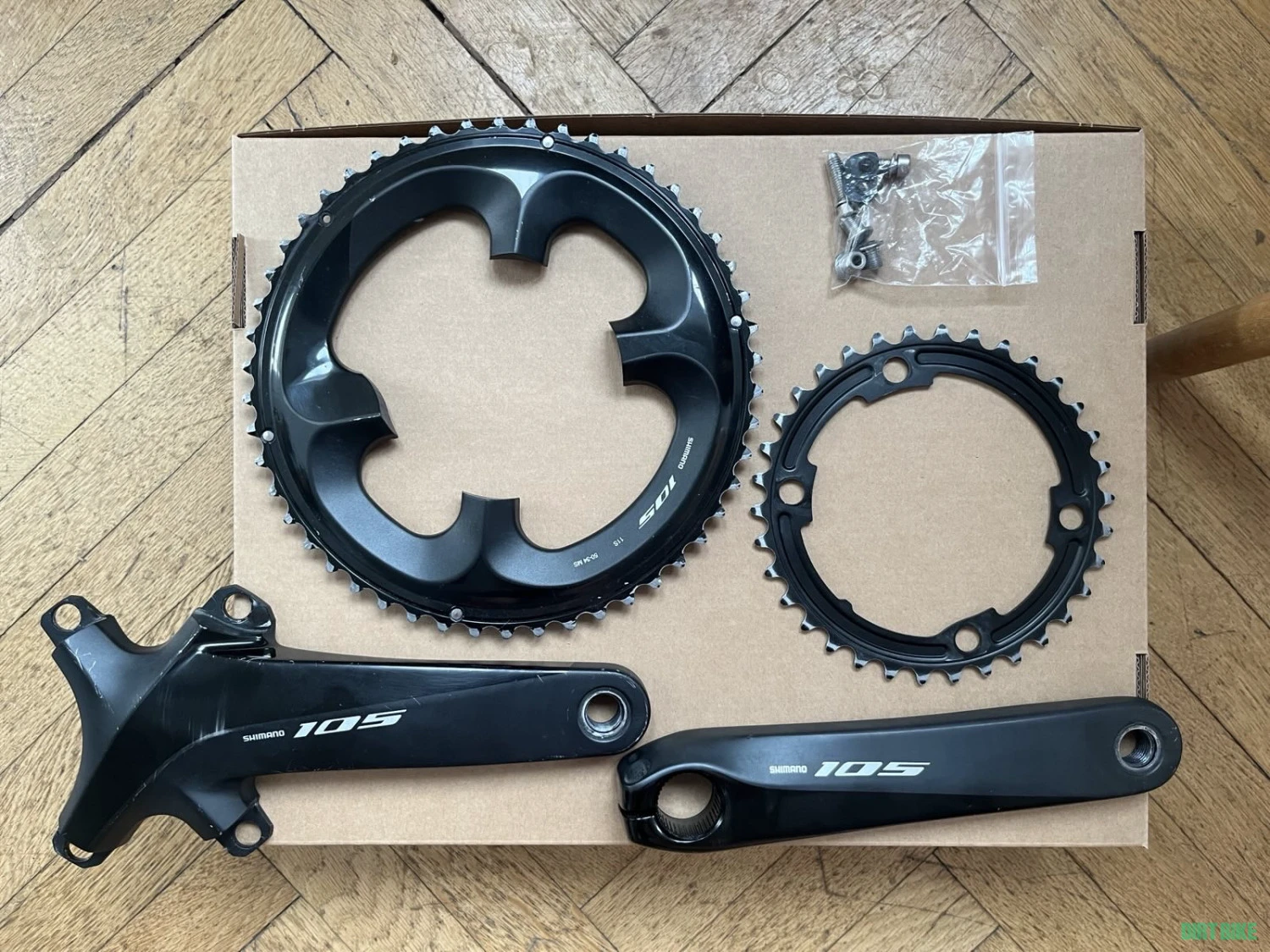 1. Angrenaj Shimano 105 r7000 - 172,5 mm