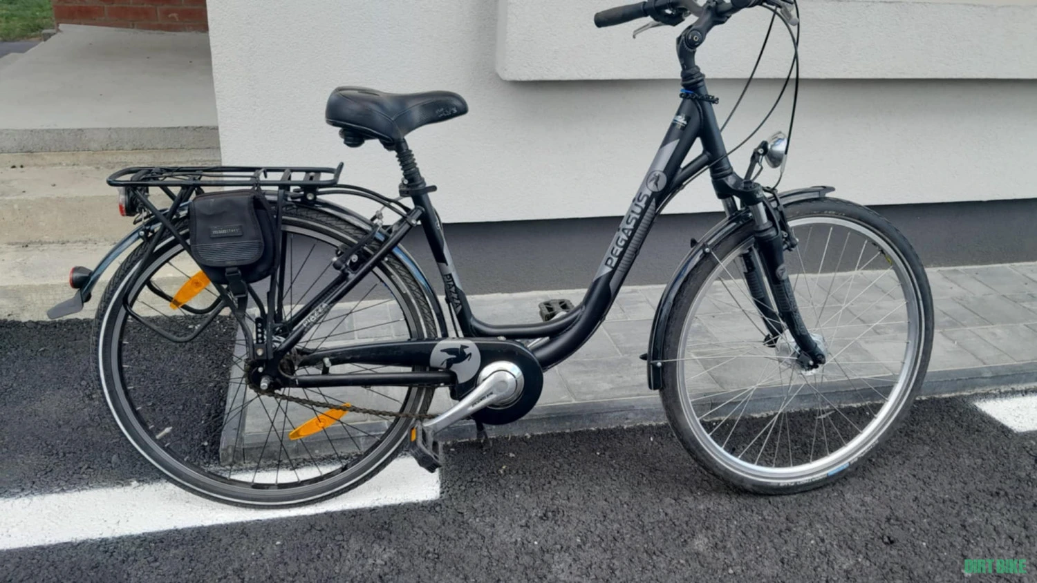 1. Vand bicicleta dame PEGASUS