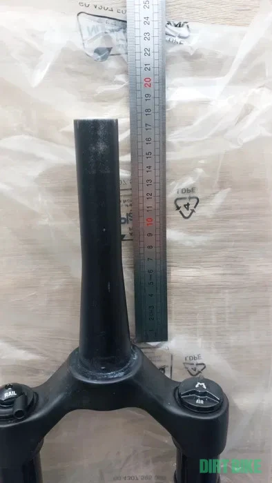 5. Marzocchi Z2 29' 140mm Boost Tapered (1 1/8- 1 1/2)
