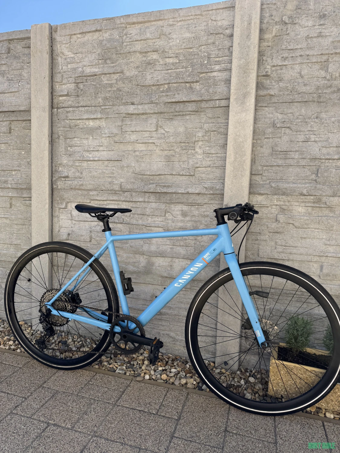 1. Canyon Roadlite 6