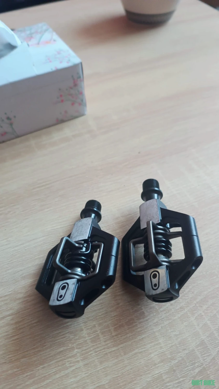 1. Pedale clipless Crank Brothers Candy 3