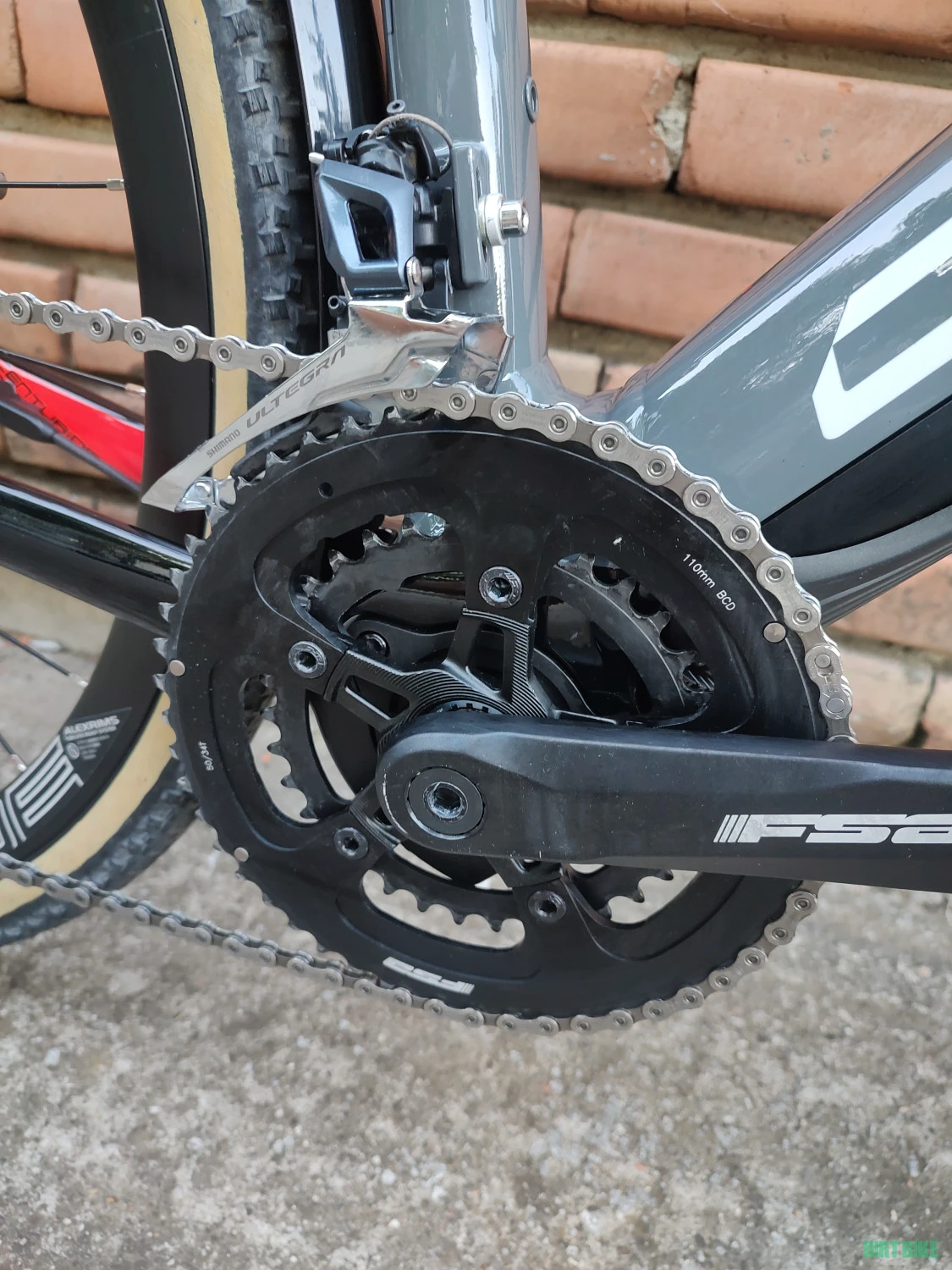 5. Gravel e-bike Centurion Overdrive, 2x11 Shimano Ultegra Rx