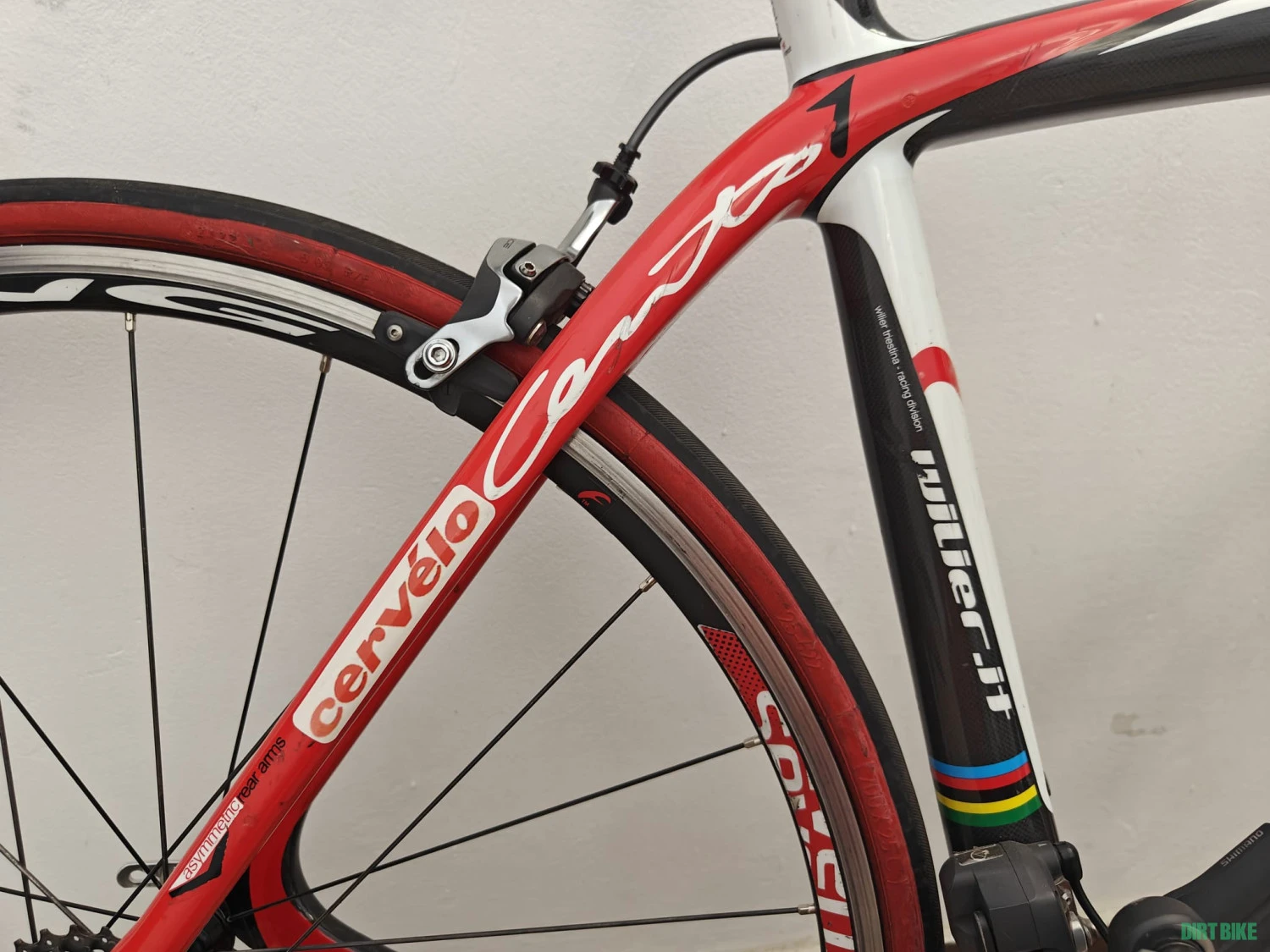 13. Cursiera carbon Wilier Triestina Cento Uno Superleggera - marimea 52 - groupset Dura Ace Di2 7900 - roti Fulcrum Racing 77
