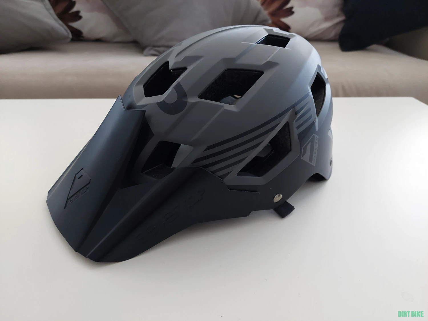 1. Casca Bicicleta 7IDP L/XL Aprope noua